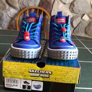 Boys size 2 Lego shoe